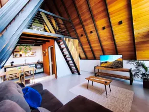 Four Seasons Chalet - Image 2
