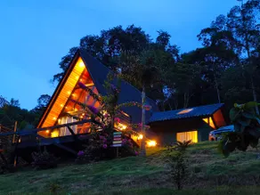Four Seasons Chalet - Image 4