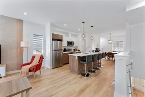 Spacious new 3BR, sleeps 10, King Bed, 8min to YWG - Image 2