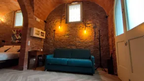 Under the vaults - Image 3