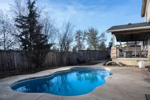 Xenia House - North Roseburg - Image 3