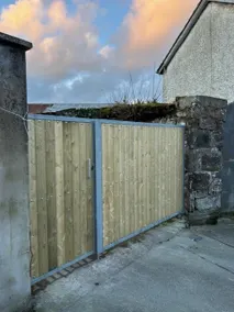 Modern secure townhouse - Image 4
