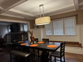 Historical home. 4 BDR. Spacious. Kitchen &dining - Image 5