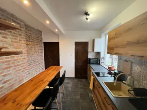 New York Style Studio Apartment - Image 2