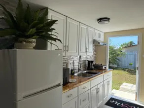 Central and Charming Studio - Image 4