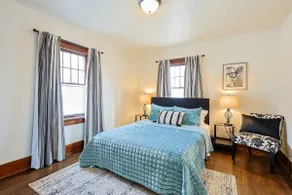 Charming 2 Bedroom Home - Image 4