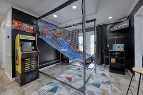 Military in Style/Movie/Game Rm - Image 4