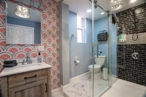 Chic 4BR/4BA House in The Grove - Image 2