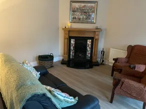22 The Paddocks | Cozy Town Stay - Image 2