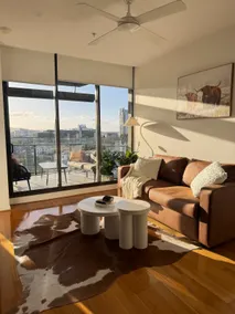 Luxury Stay 2Bedroom City View, Free Parking - Image 3