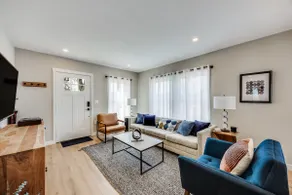 Cozy Condo near UT/Downtown - Image 2