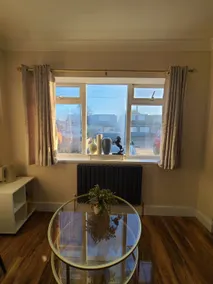 One Bed and Bath in Rochford - Image 2