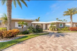 Beachside Bungalow • Heated Pool • Hot Tub • Beach - Image 2