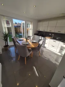 Lovely Cotswold Home - Image 2