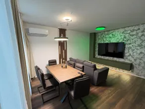 Spacious apartment next to the metro station - Image 2
