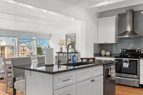 Cozy Clean Lakefront | Downtown Orion | Renovated - Image 2