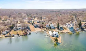 Cozy Clean Lakefront | Downtown Orion | Renovated - Image 3