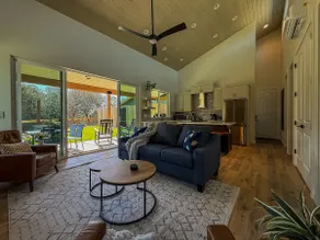 Cozy Eco Hut 1 | Yosemite Getaway - Image 3