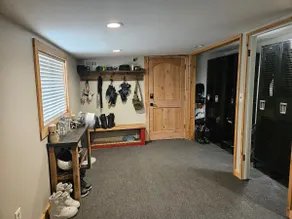 Mt. Rainier Cozy Cabin #2 - Image 4