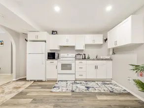 Private Basement Suite - Image 2