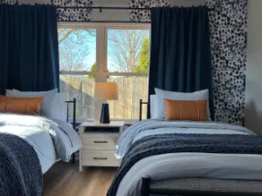 Freshly Remodeled! The Carnation House - Image 3