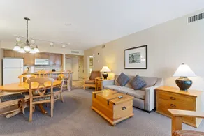 Resort Style w/ Balcony, Hot Tub and Full Kitchen - Image 2