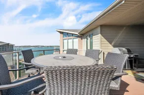 Lakeview Retreat - Image 4