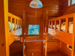 Private cottage in the great outdoors, 10 people OK! BBQ, hot springs, and outdoor experiences included - Image 3