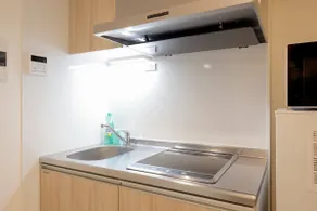 7-minute walk from the nearest station, Bri-Takaido!/One bus to Shinjuku Station/ Fully furnished apartment with appliances, single bed and futon. - Image 3