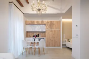 Apartamentos de Lourdes 2, Apartment with king-size bed. - Image 5