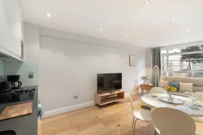 Nell Gwynn Chelsea Accommodation - Image 2