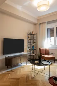Immaculate Modern Kypseli Apt - Next to Kanari Sq - Image 3