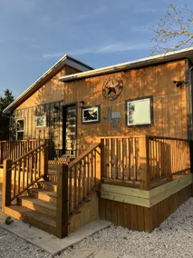 Cozy Cottage Retreat in Nature - Image 2