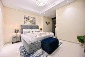 ALiving Luxe 2BR with higest Infinity Pool Close to Dubai Mall & Burj Khalifa - Image 2