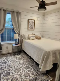 The Greendoor Guesthouse - Image 3