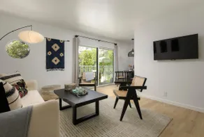 Peaceful Summerland Retreat with Coastal Designs - Image 2