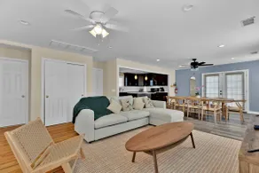 Luxury 3BR Beach Retreat | Near Shore + Parking - Image 3