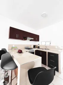 2 Bedrooms · Ground Floor · Parking - Image 5