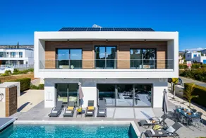 Soleil Luxury Villa by Nomads - Walk to Coral Bay - Image 2