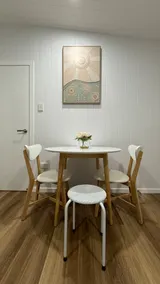 S1 - Modern 1BR Stay – Work & Leisure - Image 3