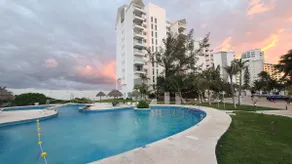 Double Beach View Studios, Heart of the Hotel Zone - Image 4