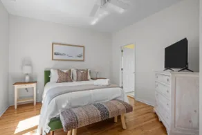 Walk to Private Beach |Marina |3 Pools | Sleeps 10 - Image 5