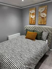 Basildon Retreat Cozy 3-Bedroom Home - Image 2