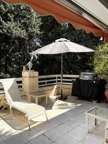 Prime 5 BR in Marbella Center - Image 2
