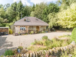 The Mews - a cottage with a spectacular lake view - Image 4