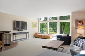 Downtown Middlebury River House - Image 3