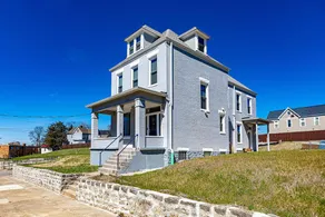 Musketeer Manor - Image 2