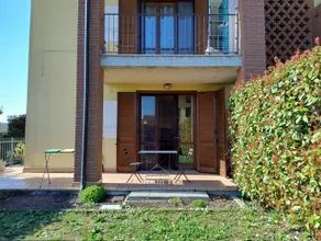 Studio apartment with private garden - Image 3