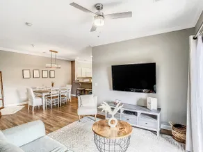 1361 Tuscana - Image 4