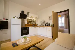 The cozy nest:Apartment cosy-5 min Naval Grp &Mer - Image 2